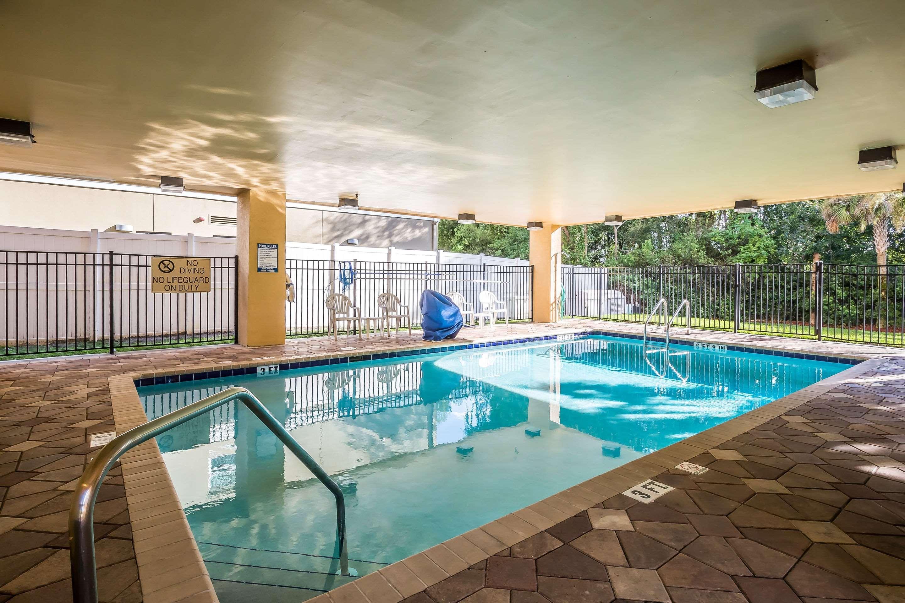 Comfort Suites West ג'קסונוויל מראה חיצוני תמונה