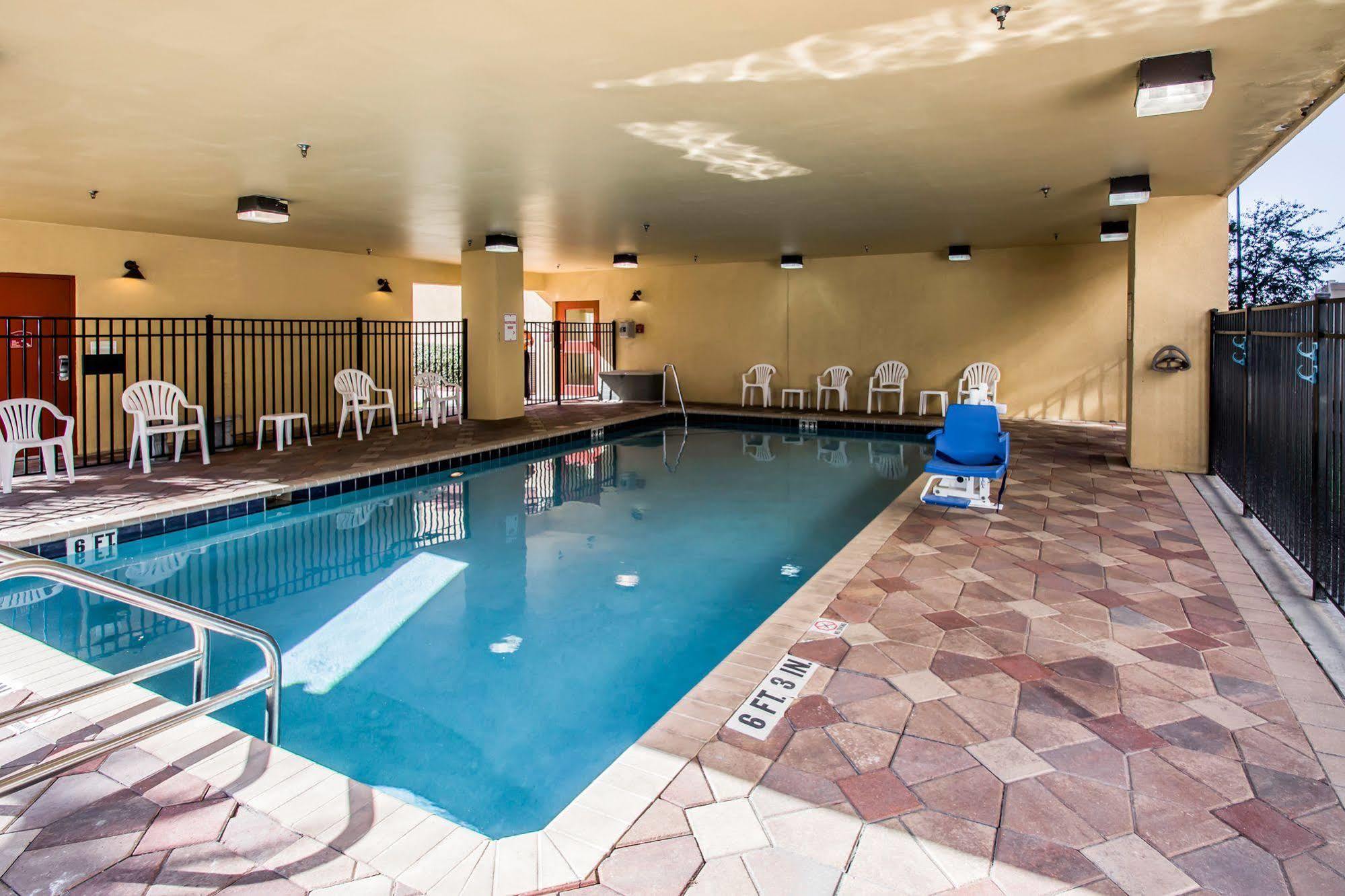 Comfort Suites West ג'קסונוויל מראה חיצוני תמונה